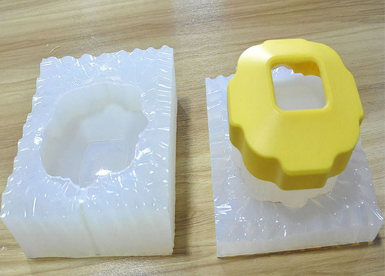 Vacuum Casting PX-100 Plastic Rapid Prototyping Silicone Mold